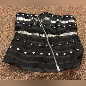2B Bebe Black Strapless Embellished Sequin Zip-Front Crop Top